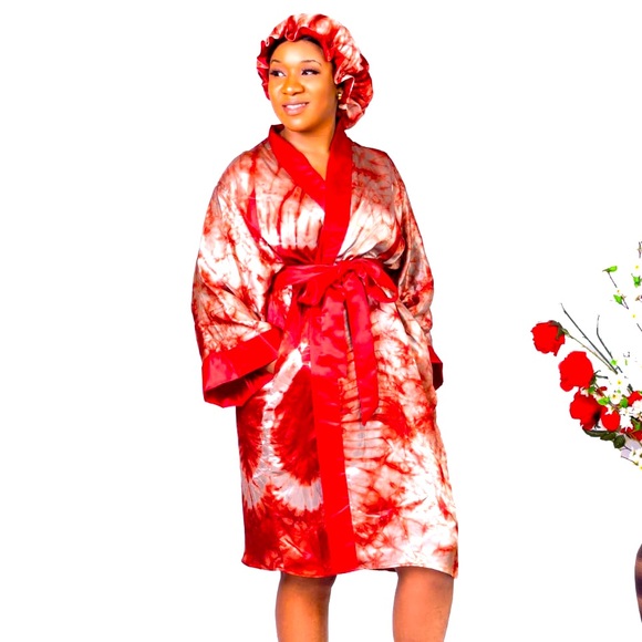NWT Silk Adire Robe and Bonnet set - Picture 1 of 2